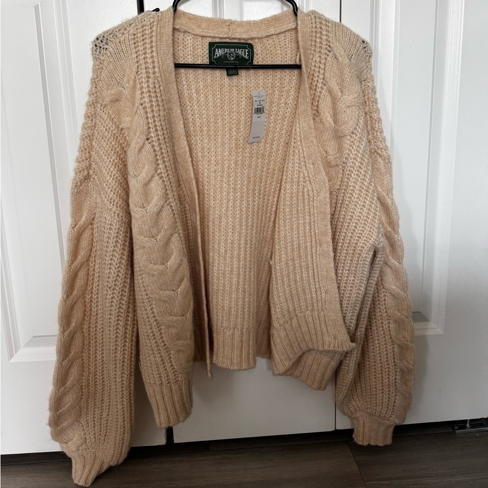 american eagle cream knit cardigan